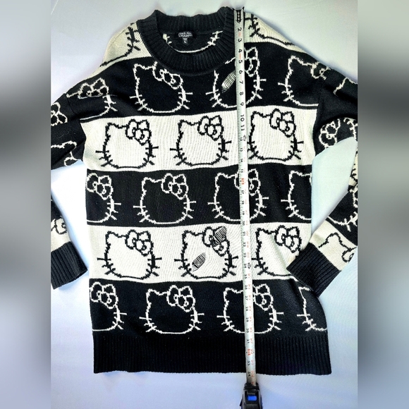 EUC Hello Kitty Dolls Kill Distressed Black and White Striped Sweater Size Large - Picture 4 of 5